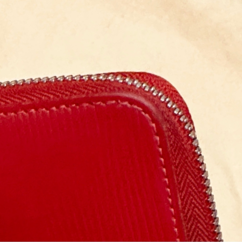 Louis Vuitton Epi Leather Zippy - Picture 7 of 12